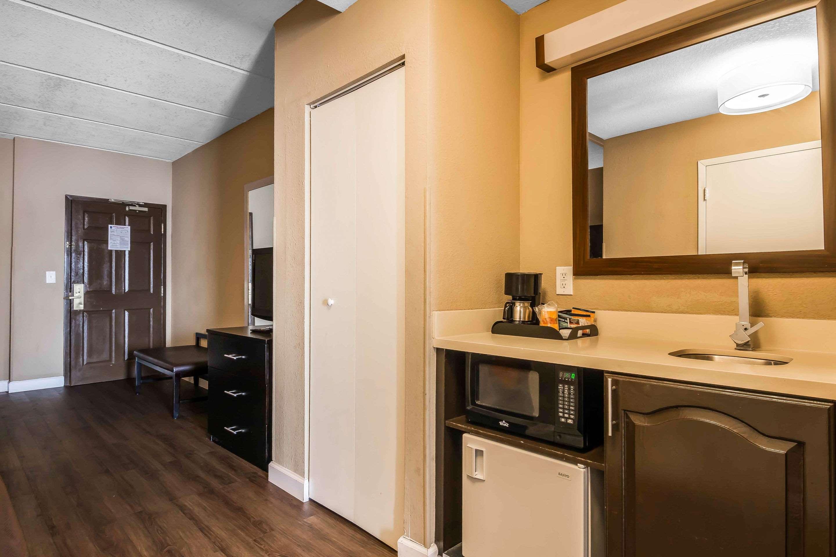 Comfort Inn & Suites Near Six Flags Lithia Springs Exteriér fotografie