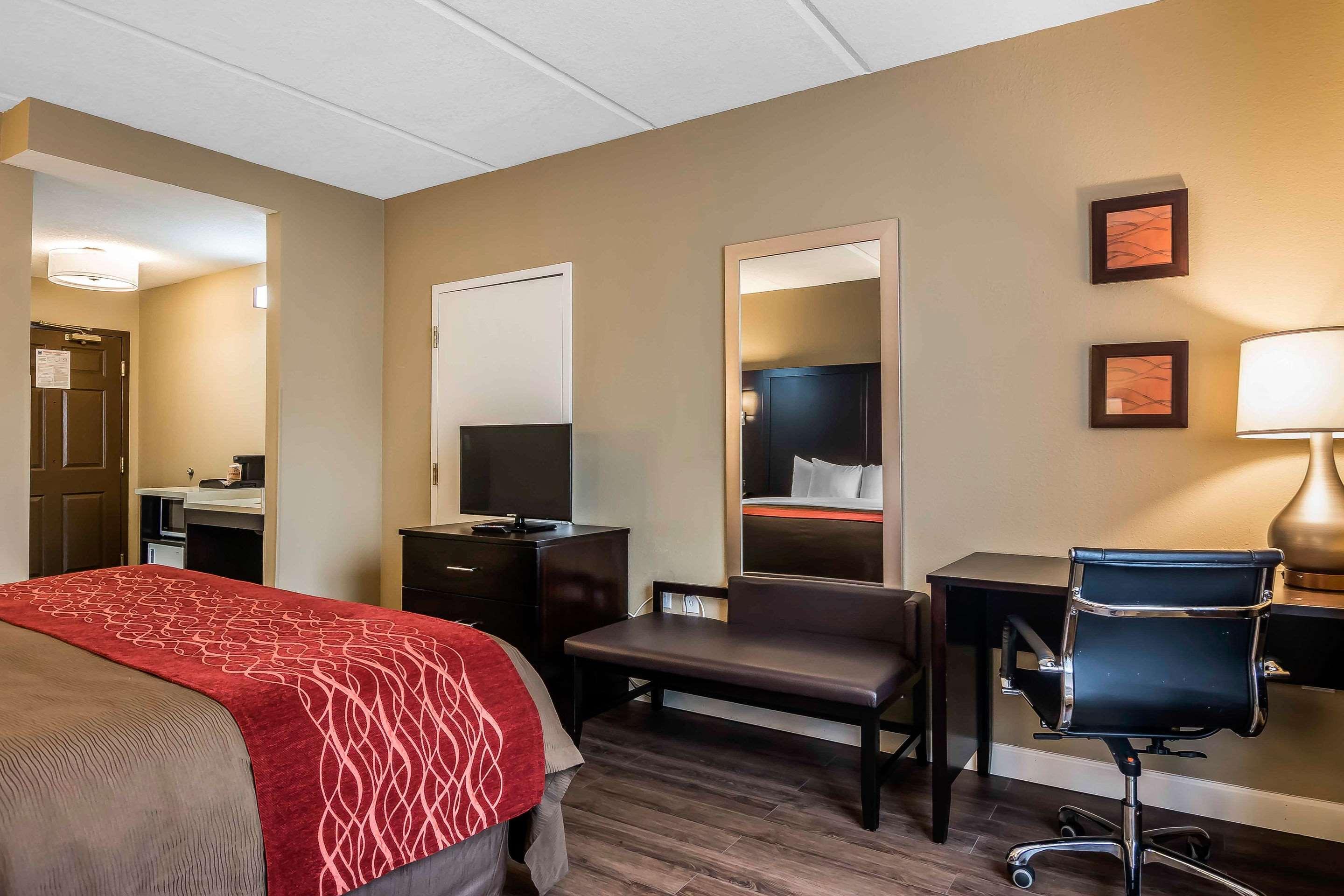 Comfort Inn & Suites Near Six Flags Lithia Springs Exteriér fotografie
