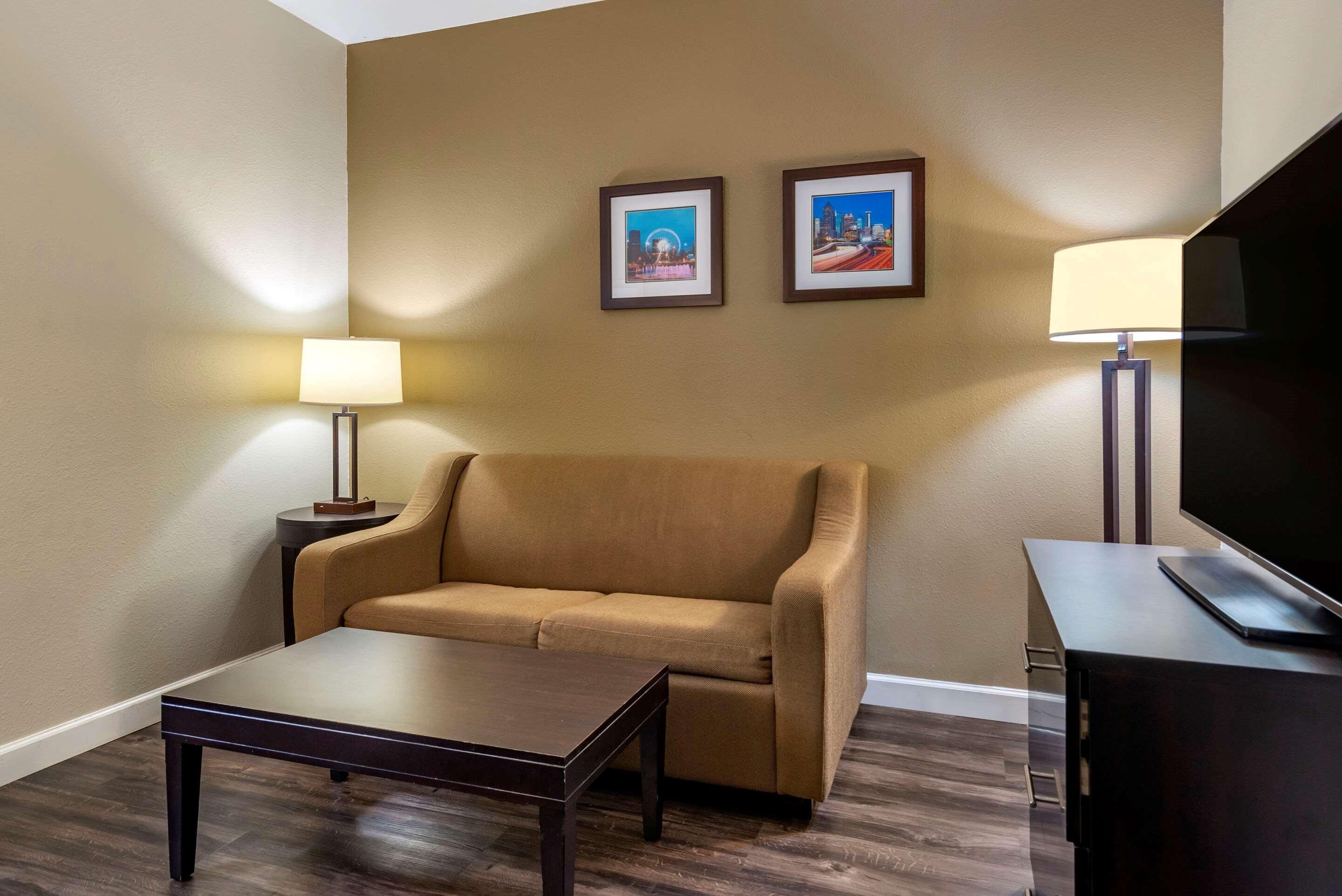 Comfort Inn & Suites Near Six Flags Lithia Springs Exteriér fotografie