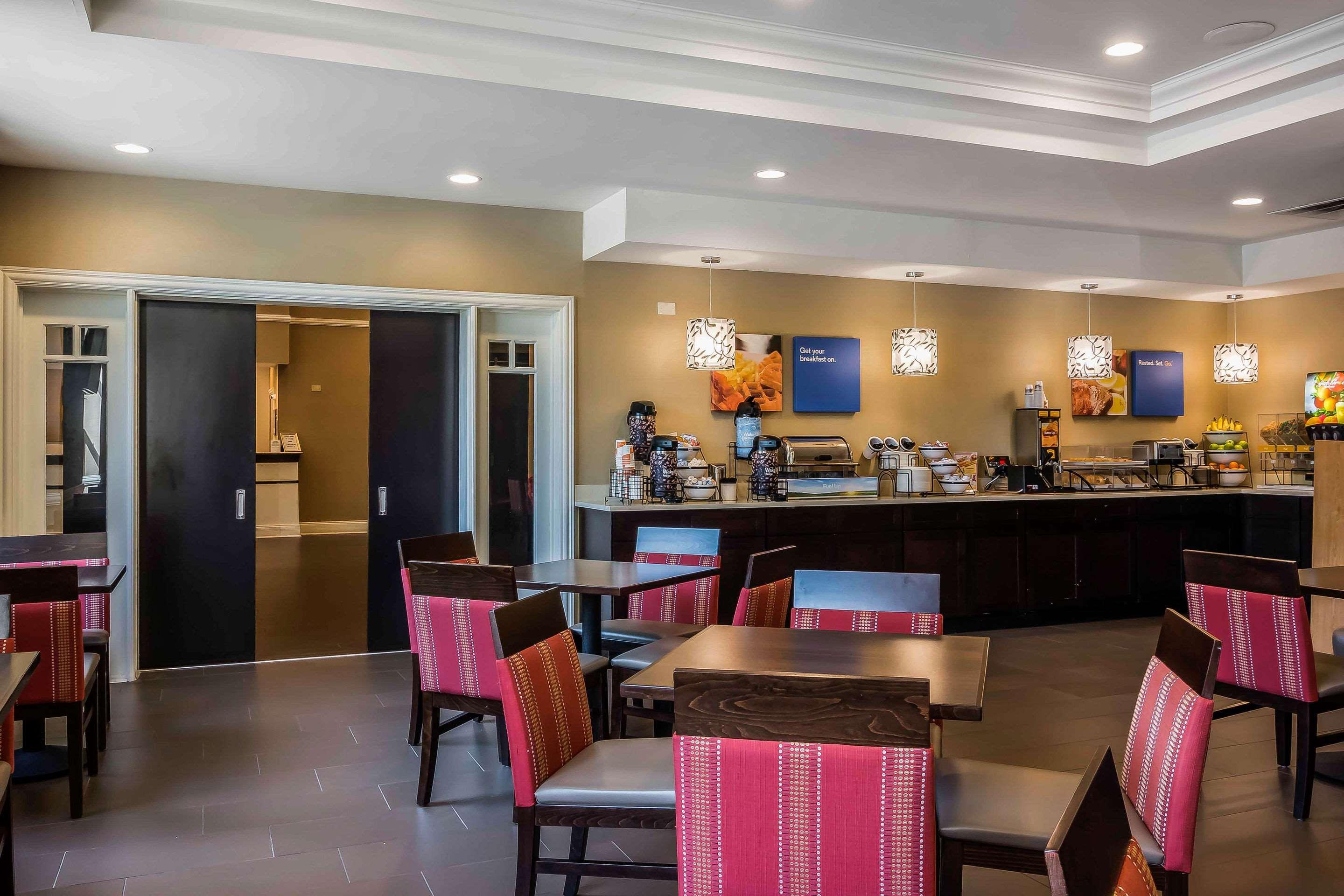 Comfort Inn & Suites Near Six Flags Lithia Springs Exteriér fotografie