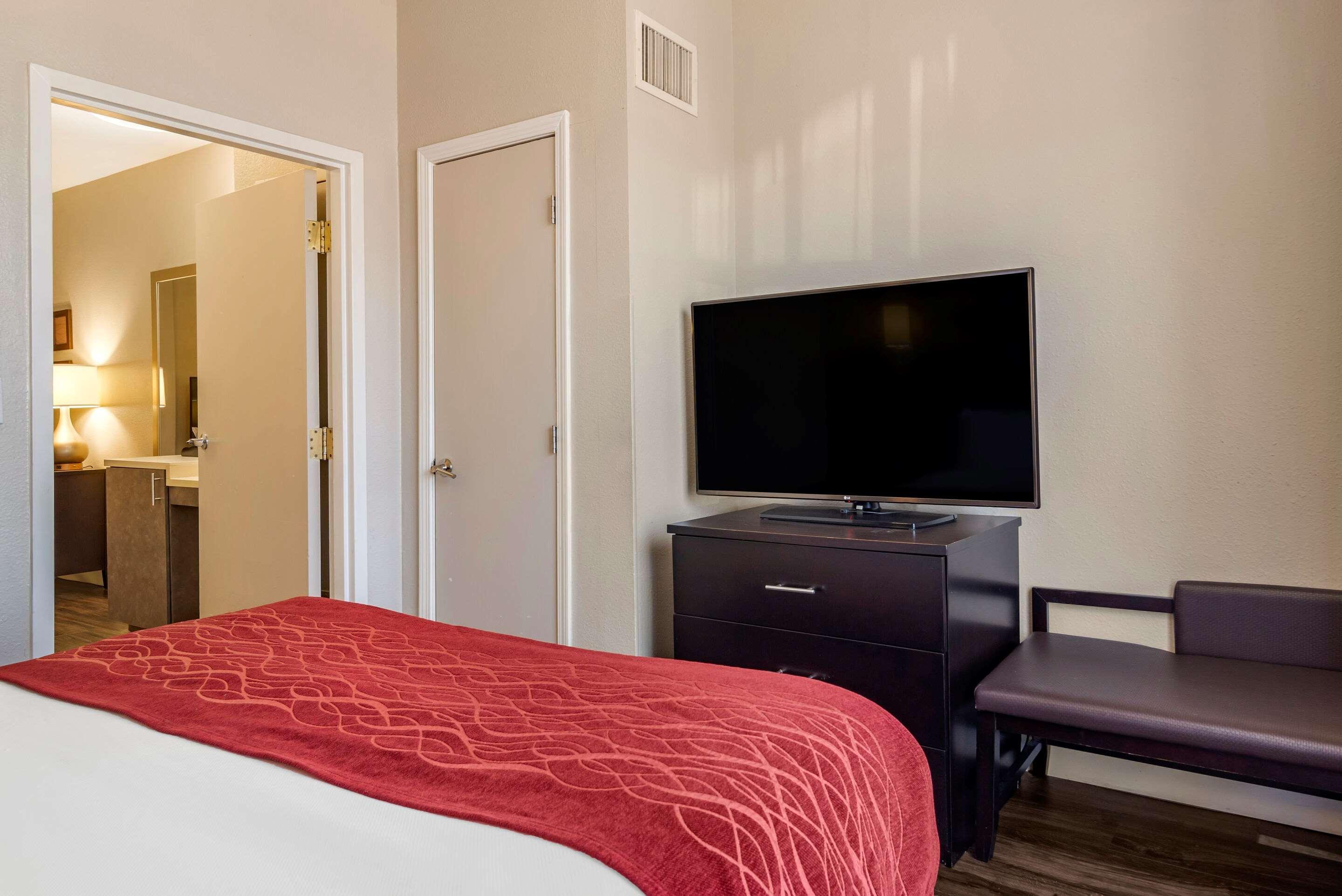 Comfort Inn & Suites Near Six Flags Lithia Springs Exteriér fotografie