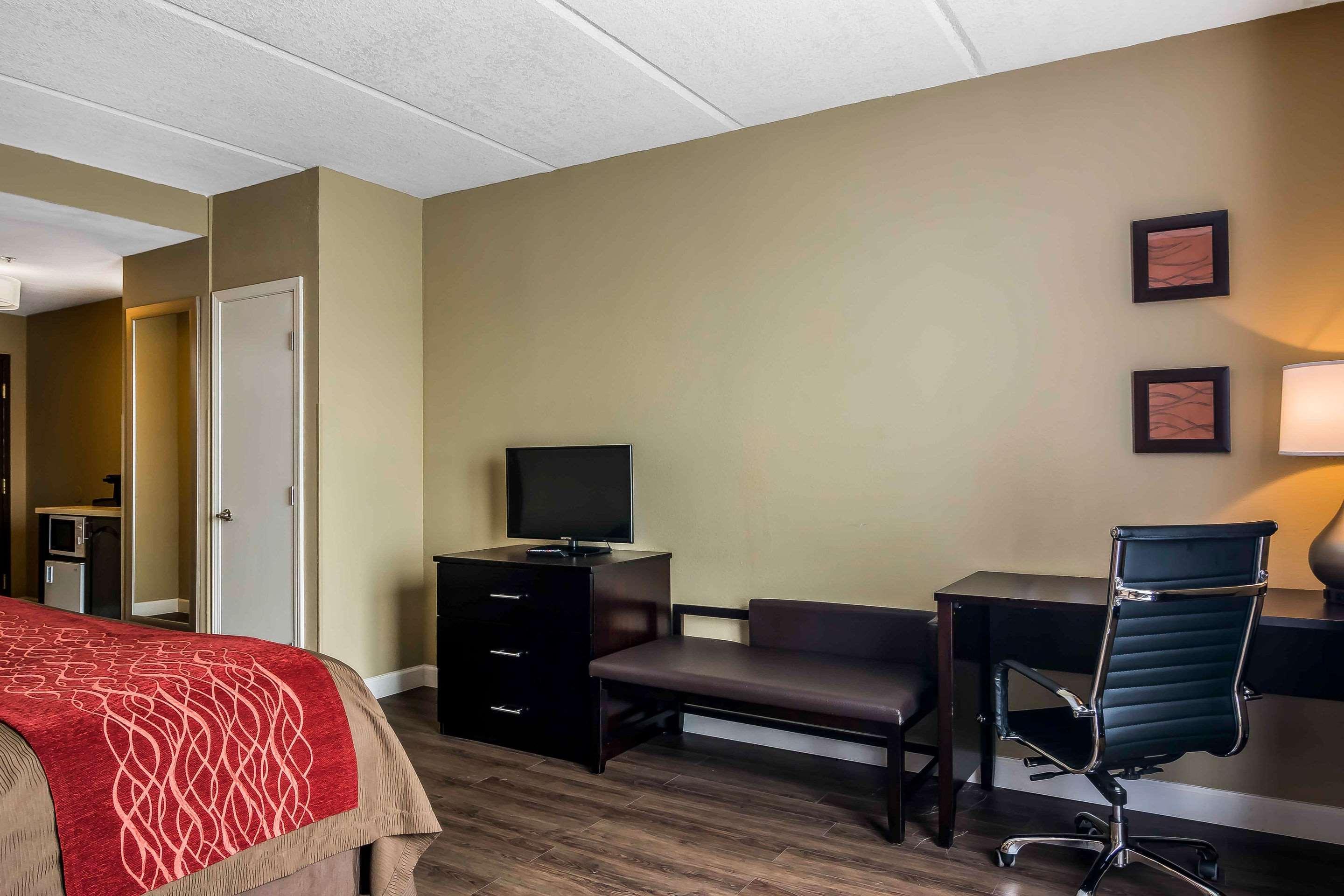Comfort Inn & Suites Near Six Flags Lithia Springs Exteriér fotografie